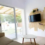 Le Petit Casa Con Piscina Privada 콘일데라프론테라