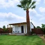 בית נופש Le Petit Casa Con Piscina Privada